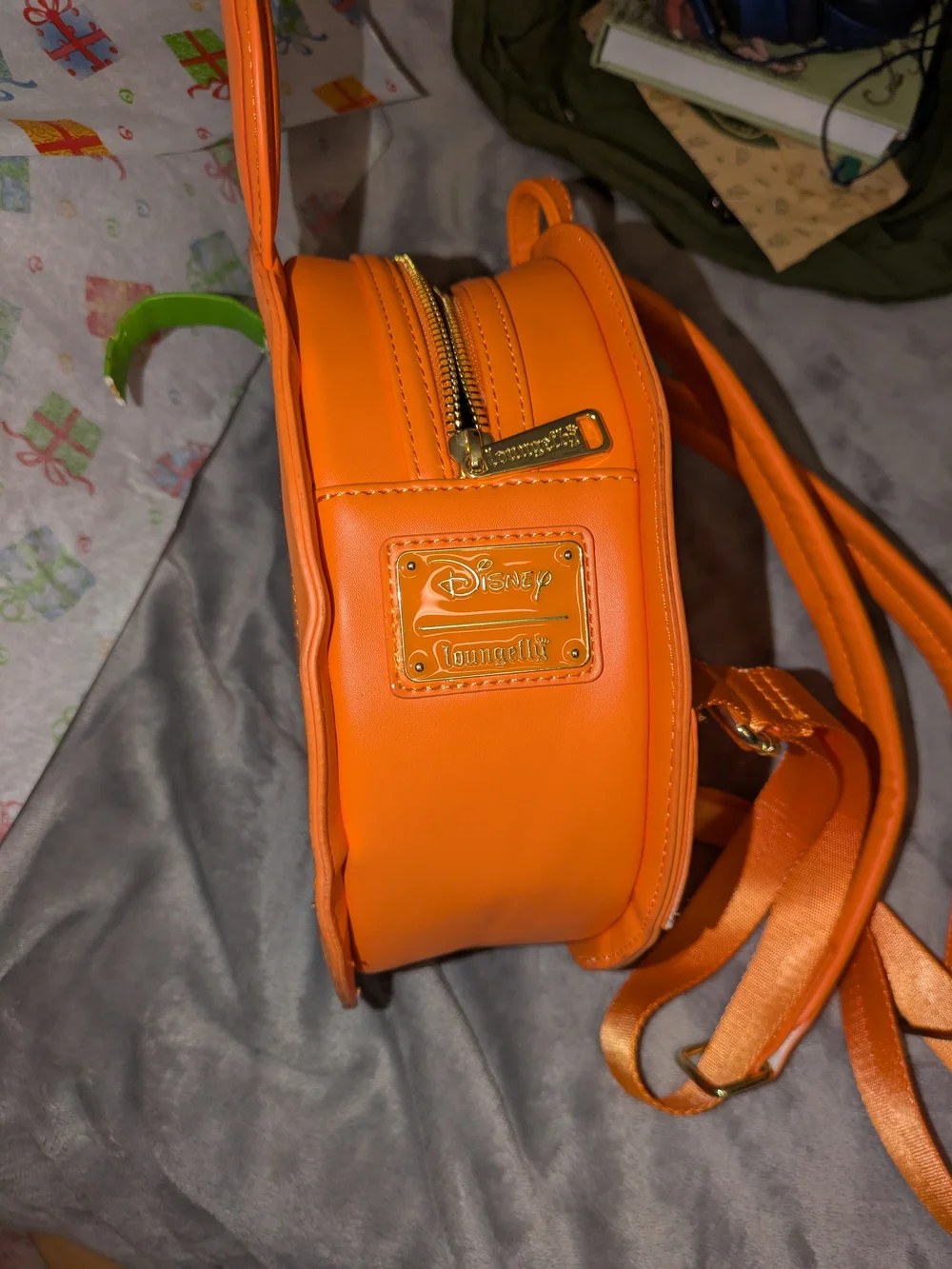Disney Loungefly Glow In The Dark Backpack Purse Orange Pumpkin Minnie Mouse
